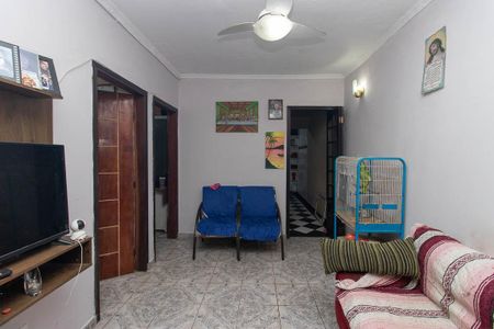 Sala de casa para alugar com 3 quartos, 120m² em Vila Nivi, São Paulo