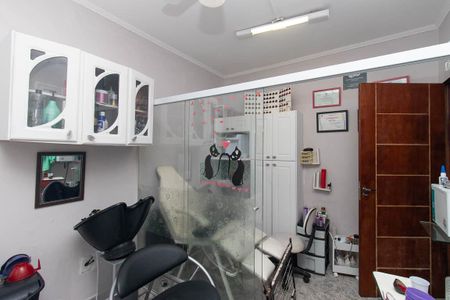 Quarto 2 de casa para alugar com 3 quartos, 120m² em Vila Nivi, São Paulo