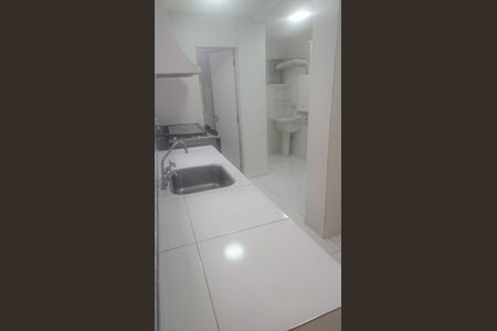 Cozinha de apartamento para alugar com 3 quartos, 103m² em Cerqueira César, São Paulo