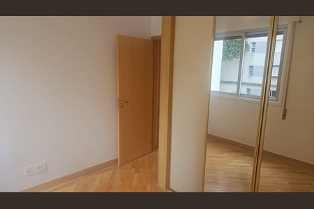 Quarto de apartamento para alugar com 3 quartos, 103m² em Cerqueira César, São Paulo
