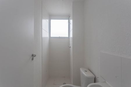 Banheiro de apartamento à venda com 2 quartos, 40m² em Vila Cristalia, São Paulo