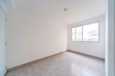 Sala de apartamento para alugar com 2 quartos, 39m² em Parque São Vicente, Santo André