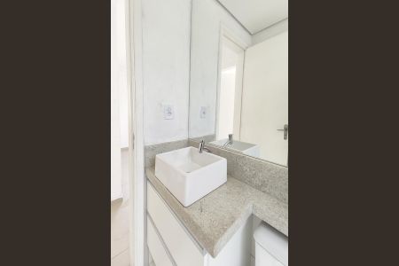 Apartamento à venda com 60m², 2 quartos e 1 vaga Apartamento à venda com 60m², 2 quartos e 1 vagaBanheiro