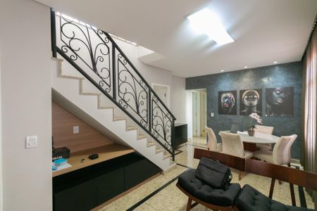 Apartamento à venda com 3 quartos, 170m² em Itapoã, Belo Horizonte