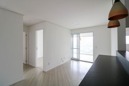 Apartamento para alugar com 2 quartos, 72m² em Jardim das Acacias, São Paulo