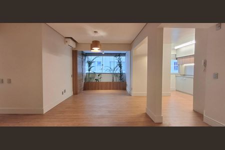 Sala de apartamento para alugar com 3 quartos, 100m² em Centro, Florianópolis