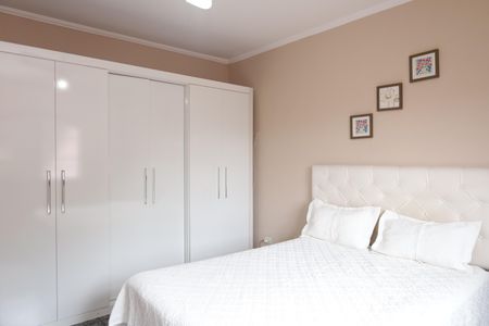 Casa à venda com 110m², 2 quartos e 2 vagasQuarto 1