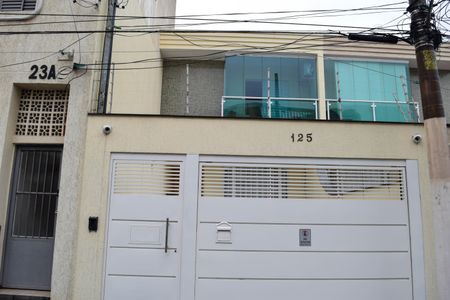 Casa à venda com 185m², 3 quartos e 5 vagasFachada