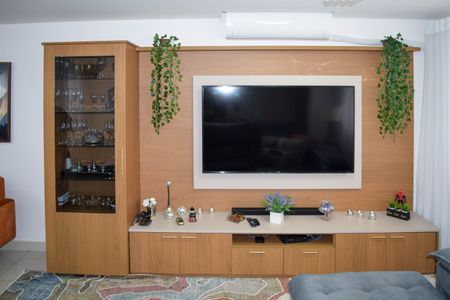 Casa à venda com 185m², 3 quartos e 5 vagasSala