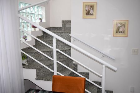 Sala de casa à venda com 3 quartos, 185m² em Cidade Mãe do Céu, São Paulo