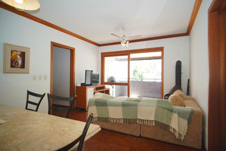 Sala de apartamento à venda com 3 quartos, 95m² em São João, Porto Alegre