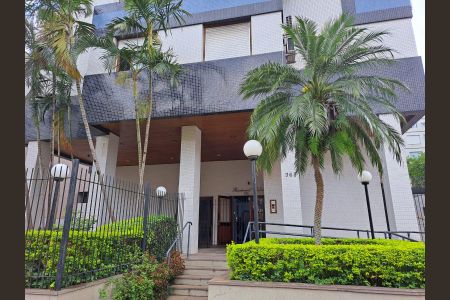 Apartamento à venda com 95m², 3 quartos e 3 vagas Apartamento à venda com 95m², 3 quartos e 3 vagasPortaria