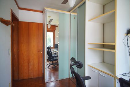 Apartamento à venda com 95m², 3 quartos e 3 vagasQuarto 2