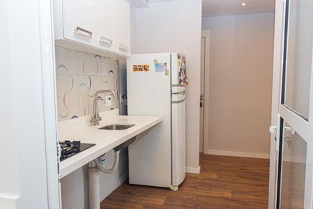 Apartamento à venda com 51m², 2 quartos e 1 vaga Apartamento à venda com 51m², 2 quartos e 1 vagaCozinha e Área de Serviço