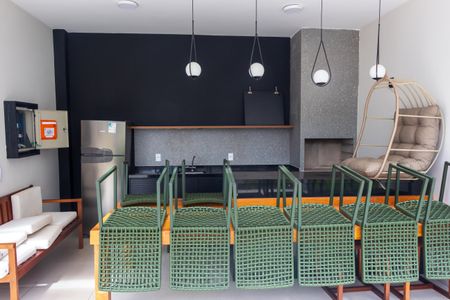 Apartamento à venda com 51m², 2 quartos e 1 vaga Apartamento à venda com 51m², 2 quartos e 1 vagaÁrea comum - Churrasqueira