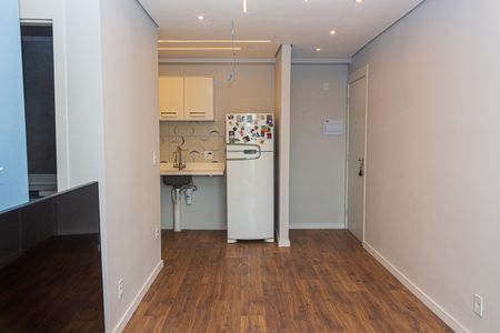 Sala de apartamento para alugar com 2 quartos, 51m² em Vila Isa, São Paulo