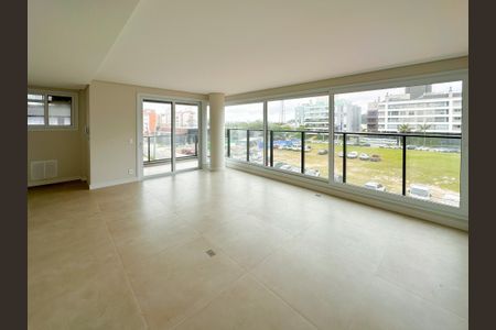 Sala de apartamento para alugar com 3 quartos, 116m² em Jurerê Internacional, Florianópolis