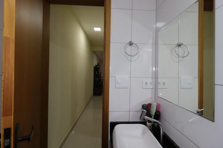 Apartamento à venda com 54m², 2 quartos e 1 vagaBanheiro Social