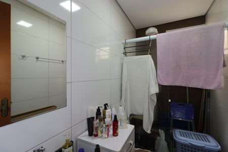 Apartamento à venda com 54m², 2 quartos e 1 vagaBanheiro Social