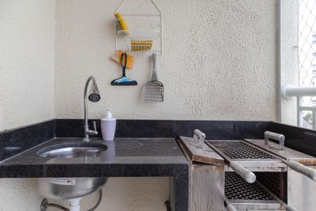 Varanda de apartamento para alugar com 3 quartos, 61m² em Vila Itapegica, Guarulhos