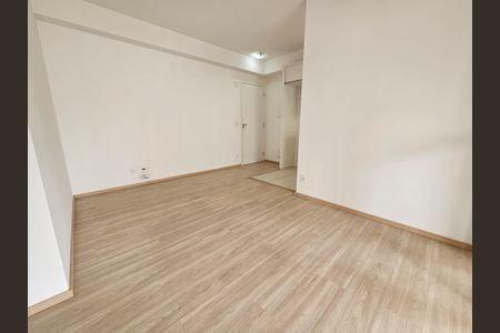 Sala de apartamento para alugar com 2 quartos, 65m² em Nova Piraju, São Paulo