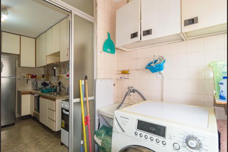 Apartamento à venda com 70m², 3 quartos e 1 vagaÁrea de Serviço