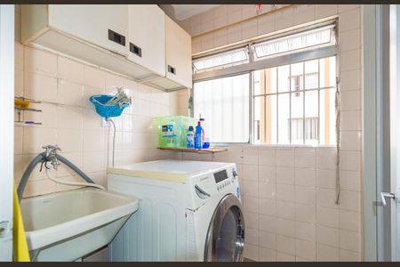 Apartamento à venda com 70m², 3 quartos e 1 vagaÁrea de Serviço