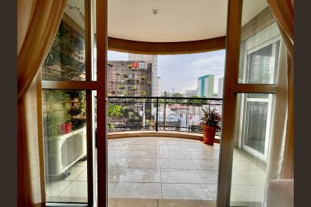 Sacada de apartamento à venda com 2 quartos, 90m² em Cambuí, Campinas