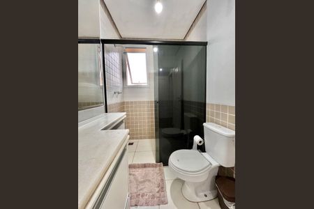 Apartamento à venda com 90m², 2 quartos e 2 vagasBanheiro da Suíte 2