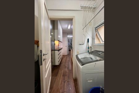 Apartamento à venda com 90m², 2 quartos e 2 vagasÁrea de Serviço