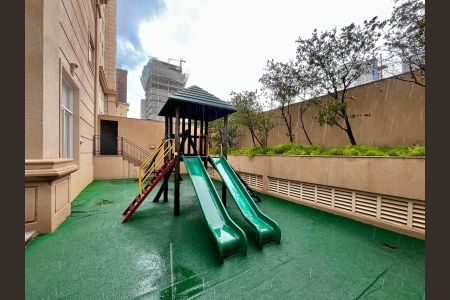 Apartamento à venda com 90m², 2 quartos e 2 vagasÁrea comum - Playground