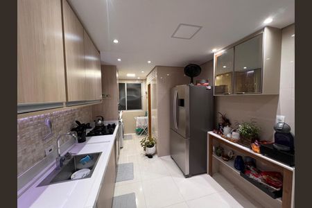 Cozinha de apartamento para alugar com 3 quartos, 78m² em Rio Pequeno, São Paulo