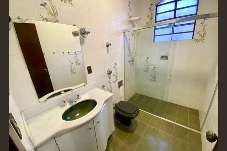 Banheiro de casa à venda com 4 quartos, 453m² em Pampulha, Belo Horizonte