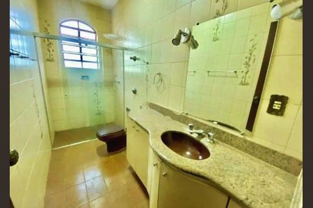 Banheiro de casa para alugar com 4 quartos, 453m² em Pampulha, Belo Horizonte