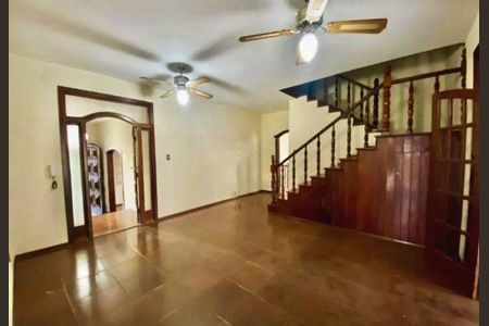 Sala de casa para alugar com 4 quartos, 453m² em Pampulha, Belo Horizonte