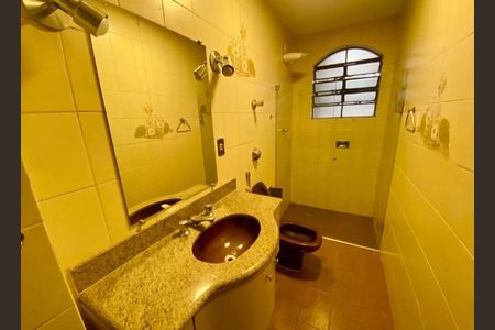 Banheiro de casa à venda com 4 quartos, 453m² em Pampulha, Belo Horizonte