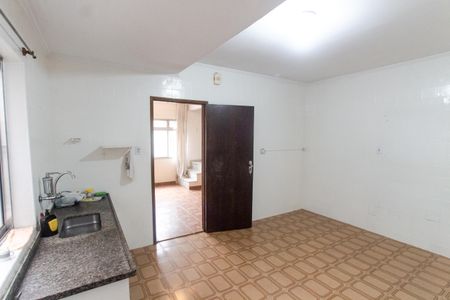 Casa à venda com 112m², 2 quartos e 2 vagasCozinha 2