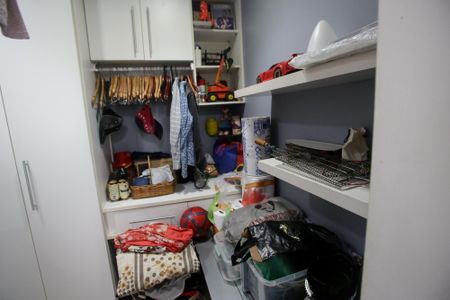 Apartamento para alugar com 120m², 4 quartos e 2 vagasQuarto de Serviço