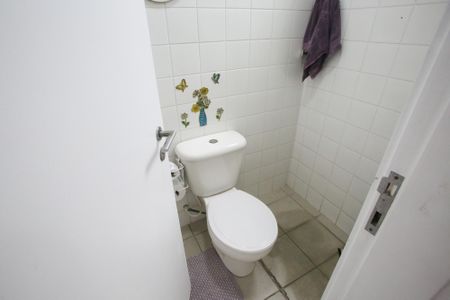 Apartamento para alugar com 120m², 4 quartos e 2 vagasBanheiro de Serviço