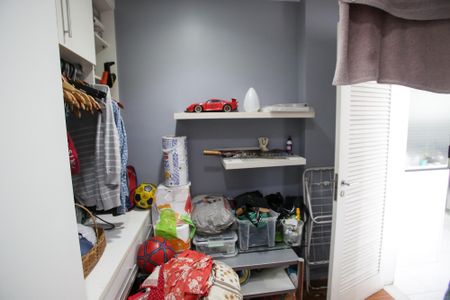 Apartamento para alugar com 120m², 4 quartos e 2 vagasQuarto de Serviço