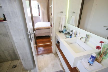 Apartamento para alugar com 120m², 4 quartos e 2 vagasBanheiro da Suíte