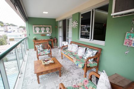 Apartamento para alugar com 120m², 4 quartos e 2 vagasVaranda da Sala