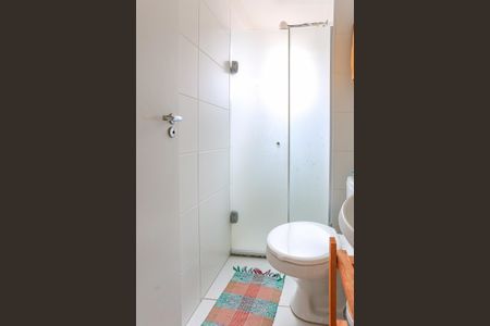 Apartamento à venda com 40m², 2 quartos e sem vaga Apartamento à venda com 40m², 2 quartos e sem vagaBanheiro Social