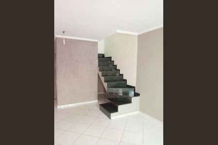 Foto 17 de casa à venda com 2 quartos, 84m² em Vila Carmem, São Paulo