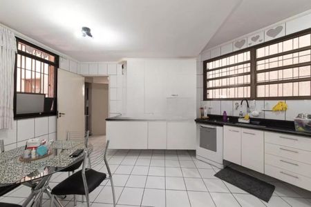 Foto 12 de casa à venda com 4 quartos, 249m² em Parque Jabaquara, São Paulo