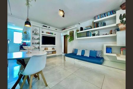 Apartamento à venda com 3 quartos, 112m² em Vila Cloris, Belo Horizonte