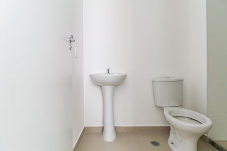 Apartamento para alugar com 28m², 1 quarto e sem vaga Apartamento para alugar com 28m², 1 quarto e sem vagaBanheiro