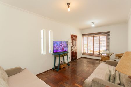 Sala de casa à venda com 4 quartos, 165m² em Vila Anhanguera, São Paulo