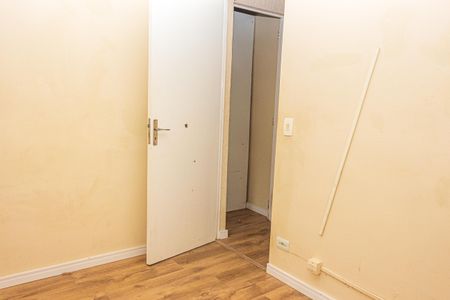 Quarto 2 de apartamento para alugar com 2 quartos, 55m² em Jardim Virginia Bianca, São Paulo