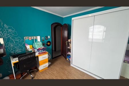 Casa à venda com 249m², 4 quartos e 3 vagas Casa à venda com 249m², 4 quartos e 3 vagasQuarto 1